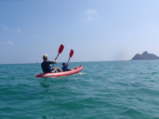 Paddling together