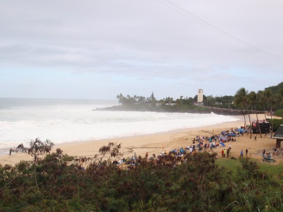 Welcome to Waimea ski resort, paddled by the best best watermen in the world