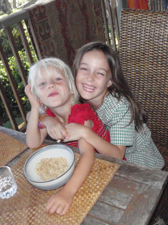 Cille and Sienna enjoying breakfast