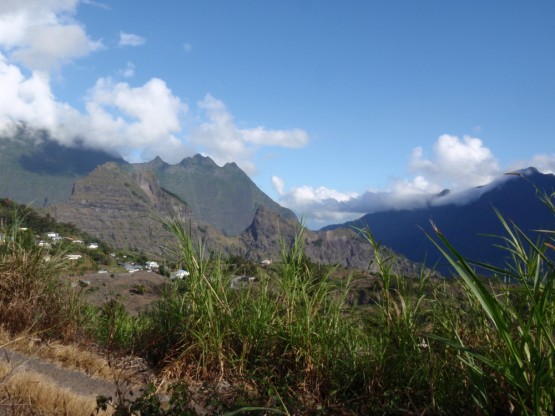 CILAOS mountain road